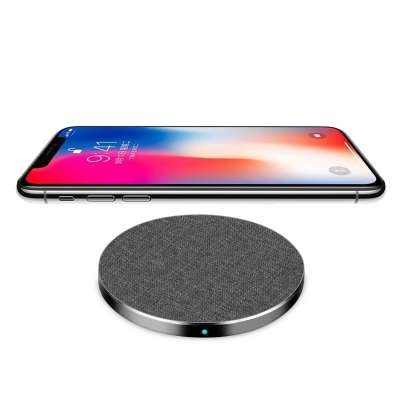 2020 Amazon Hot Selling Custom Logo 10W QI Wireless Charger Pad With Aluminum Alloy Base